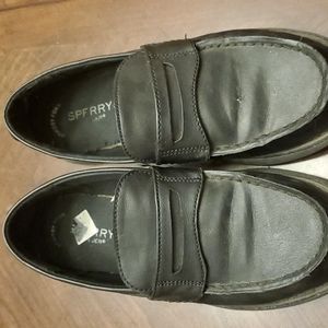 Size 4.5 US boys black leather loafers